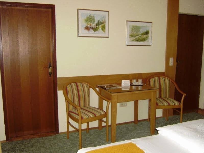 Pension Friedl Innsbruck Exterior photo